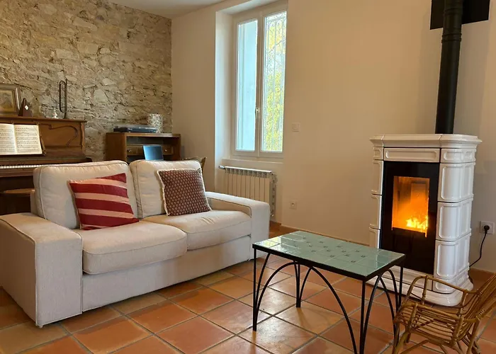 Maison Familiale Face Au De Saint-ferréol Villa *