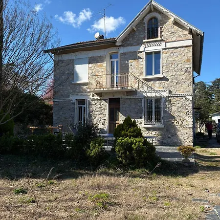 Maison Familiale Face Au De Saint-ferreol Revel (Haute-Garonne)