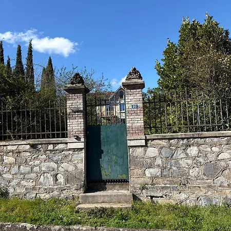 Maison Familiale Face Au De Saint-ferreol Βίλα