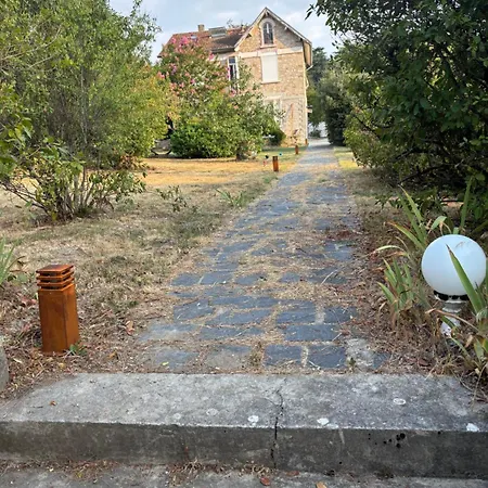Villa Maison Familiale Face Au De Saint-ferreol *