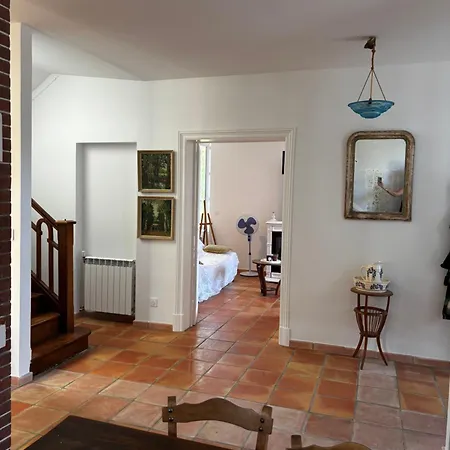 Maison Familiale Face Au De Saint-ferreol