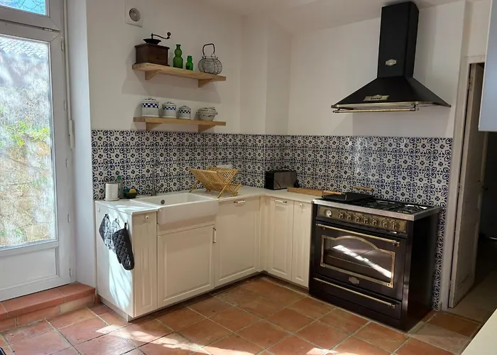 Maison Familiale Face Au De Saint-ferreol Revel (Haute-Garonne)